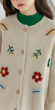 ビンテージ風　デザインお花刺繍　ニットカーディガン