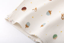 リスとどんぐり柄 長袖ルームウェア パジャマ