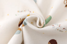 リスとどんぐり柄 長袖ルームウェア パジャマ